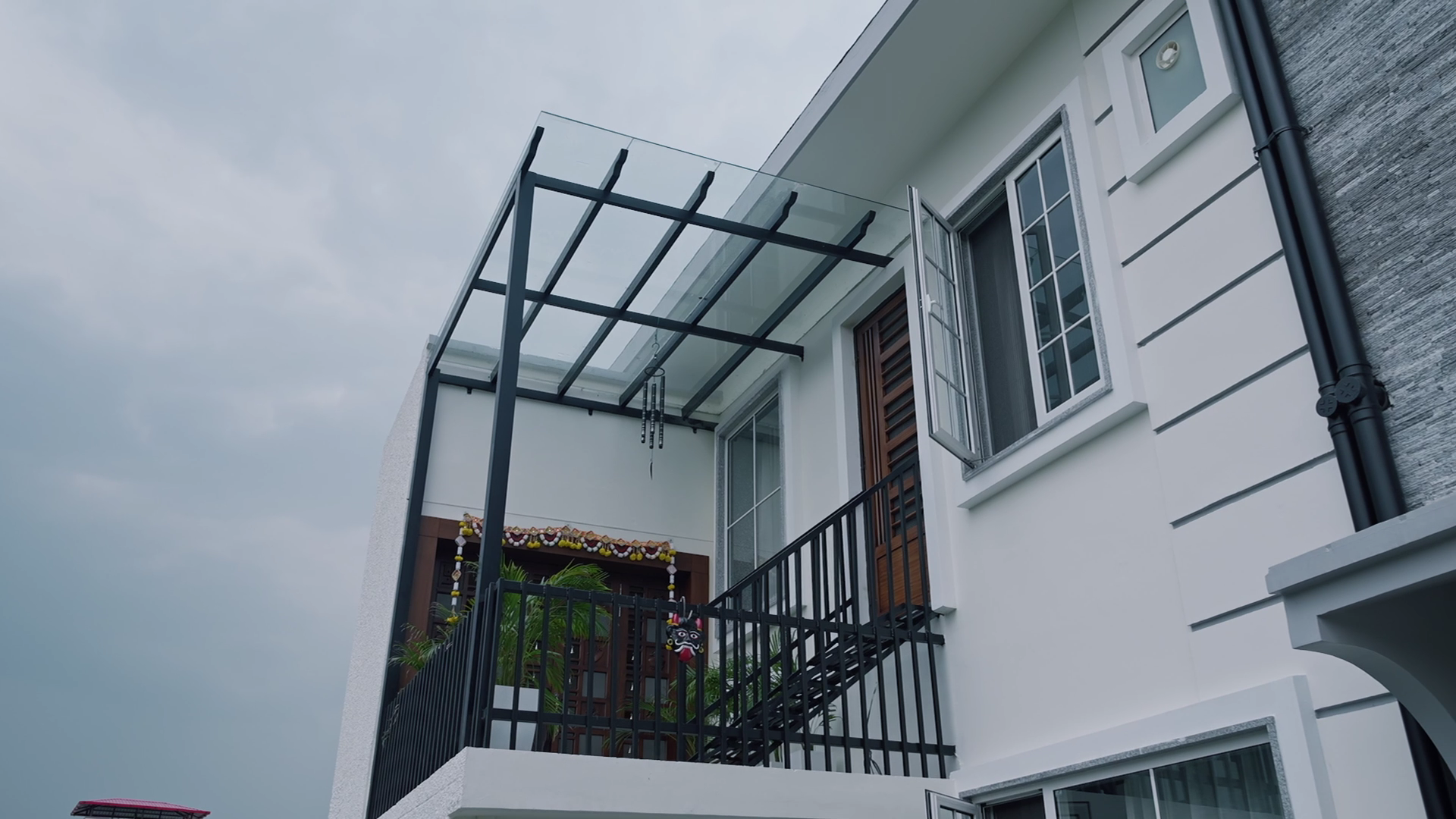 Villa in Hills Construction